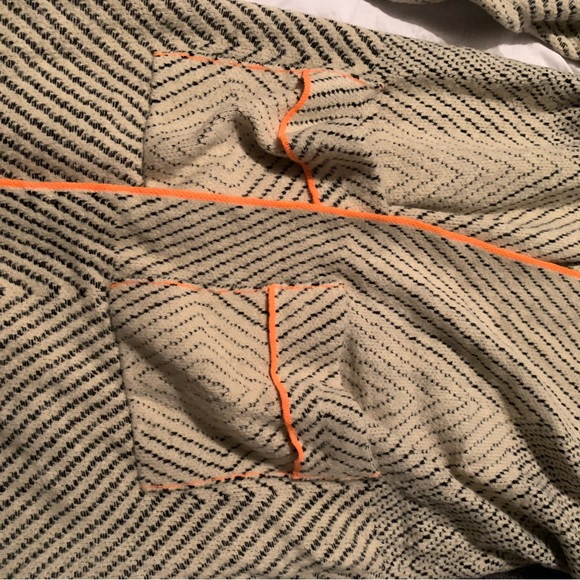 MAXSPORT cardigan size large NWT! - Picture 2 of 7